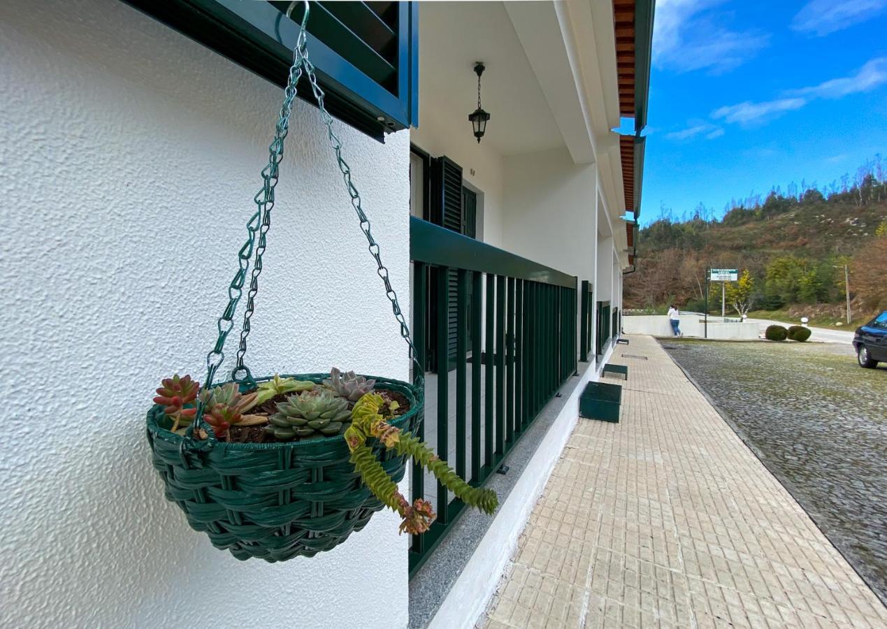 Ferienwohnung Encosta Do Sol Canas de Senhorim Exterior foto